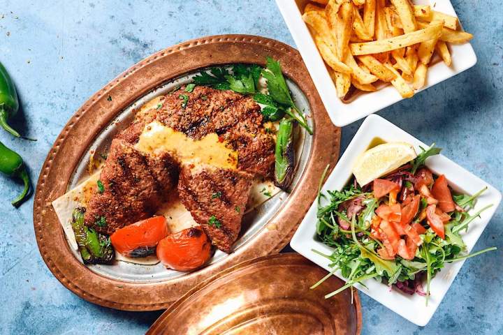 Assiette de kebab Paris